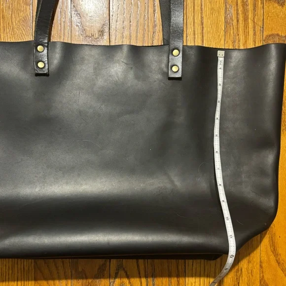 Portland Leather Black Tote Bag - Picture 9 of 10